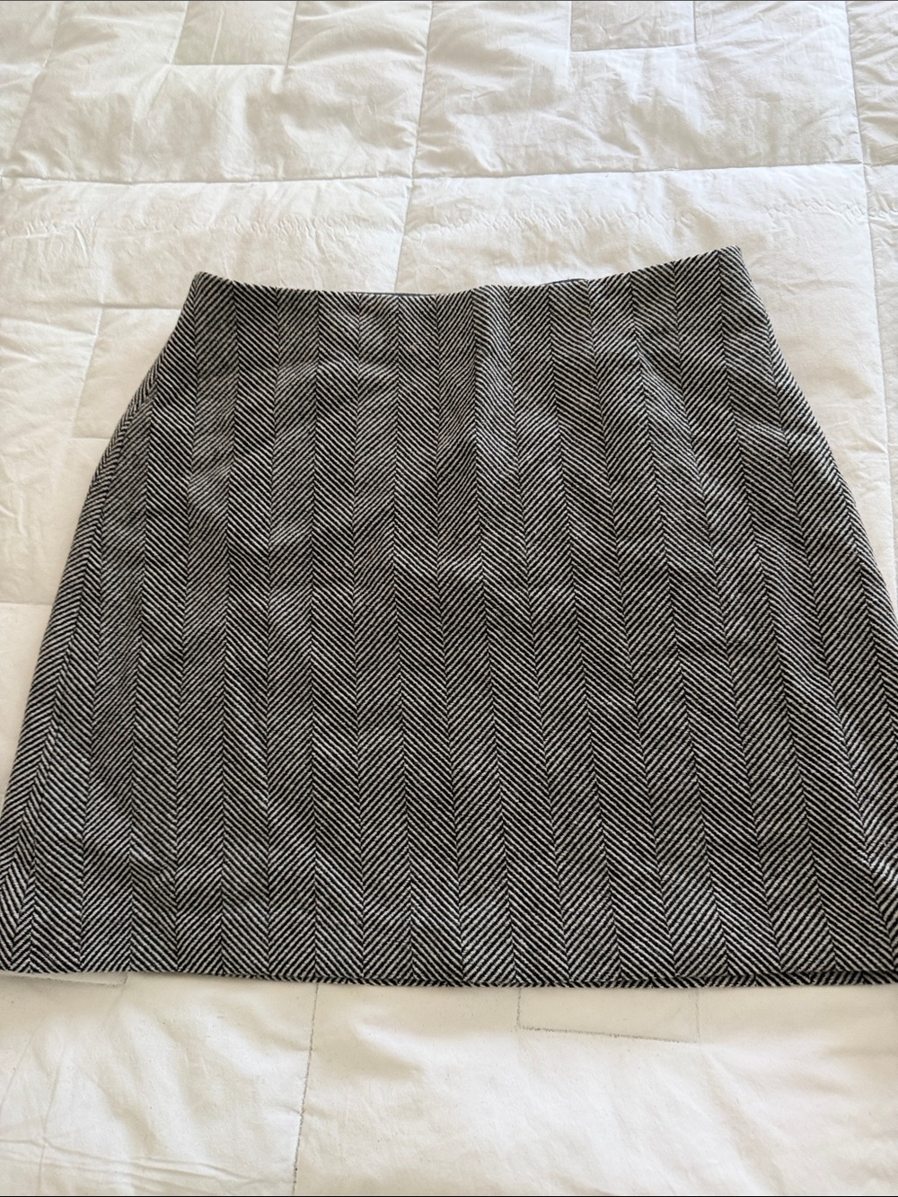 The Limited Black and White Herringbone Pencil Skirt